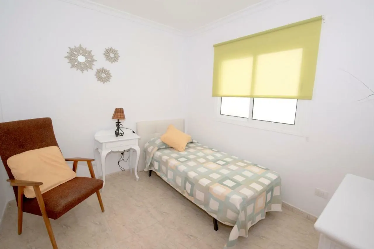 Apartamento La casa de la Playa con wifi y 3 dormitorios Arinaga